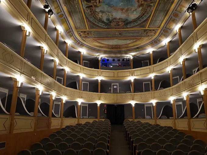 Teatro Latorre Toro